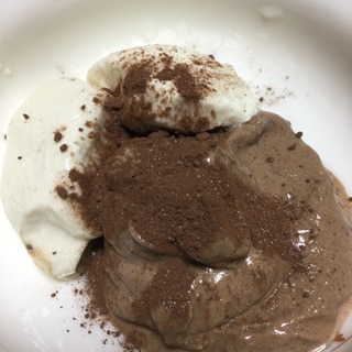 カフェラテチョコアイスクリームと豆乳ヨーグルト